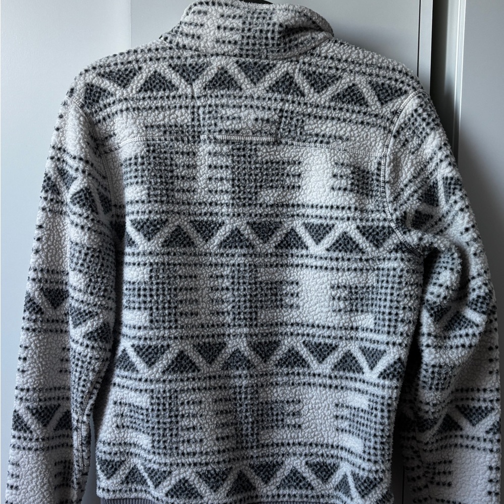 Carhartt Black and White Fleece Jacket - Picture 2 of 3